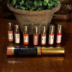 3 Lipsense Sample colors. You choose!